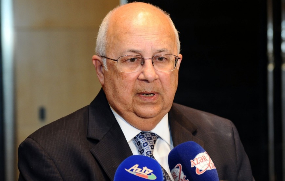 İsmail Serageldin: Gələcəyin liderləri ilə birlikdə işləmək qısa müddətdə öz faydasını verəcək