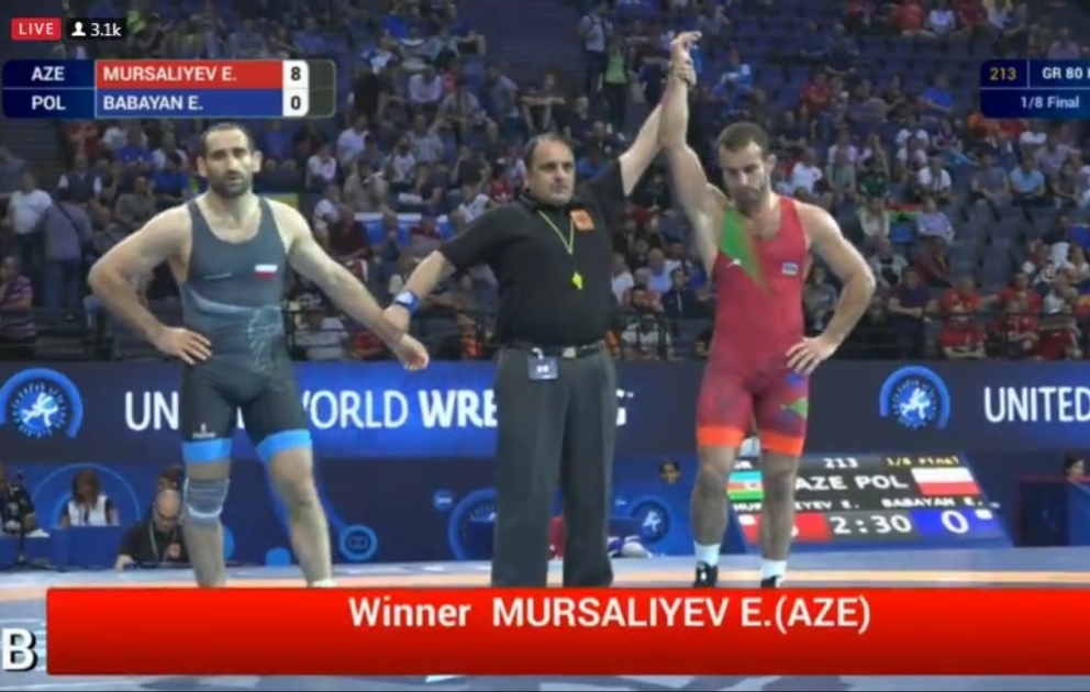 Азербайджанский борец вышел в 1/4 финала ЧМ