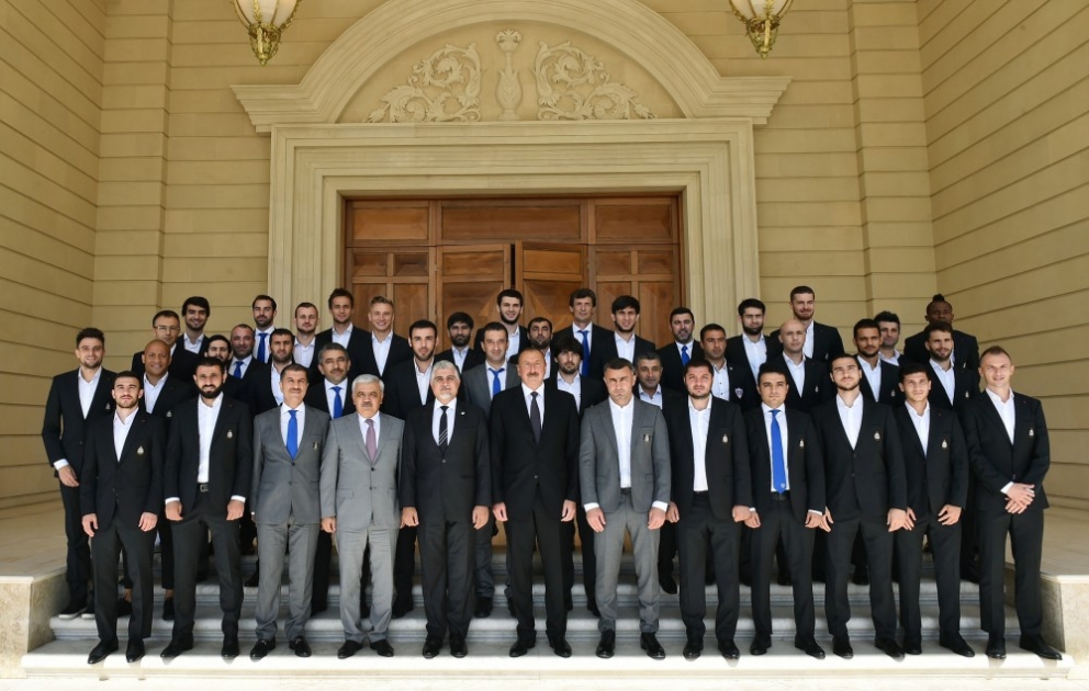 President Ilham Aliyev received squad of Qarabag football club