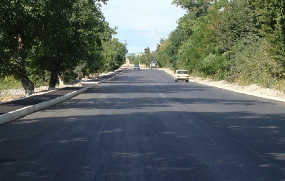 Qusar-Xudat avtomobil yolunda təmir-bərpa işləri davam etdirilir