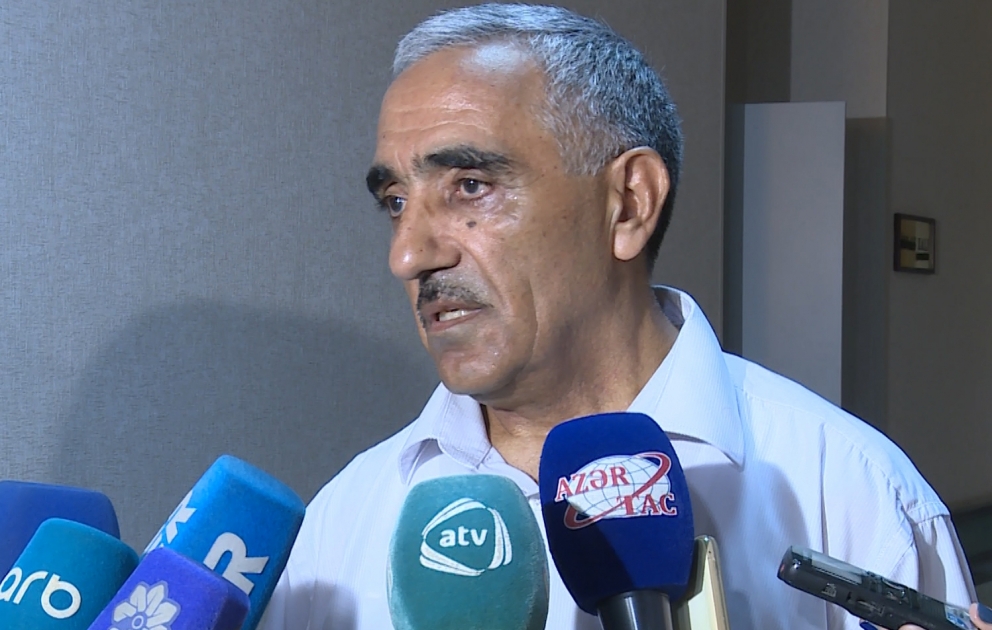 Yeni dərs ilinə başlayan uşaqlarda düzgün və tənzimlənmiş qidalanmaya diqqət yetirmək vacibdir
