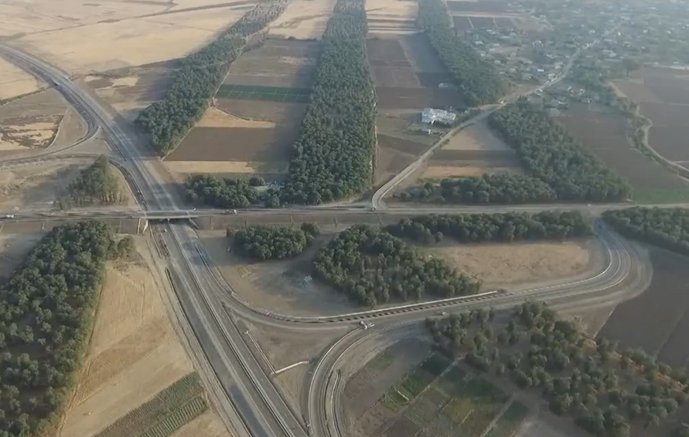 Images du tronçon de Lankaran-Djalilabad de la route Alat-Astara nouvellement inauguré