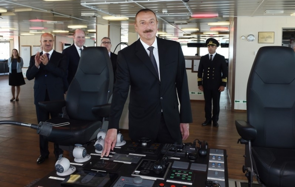 Prezident İlham Əliyev “Xankəndi” sualtı tikinti gəmisinin təqdimat mərasimində iştirak edib