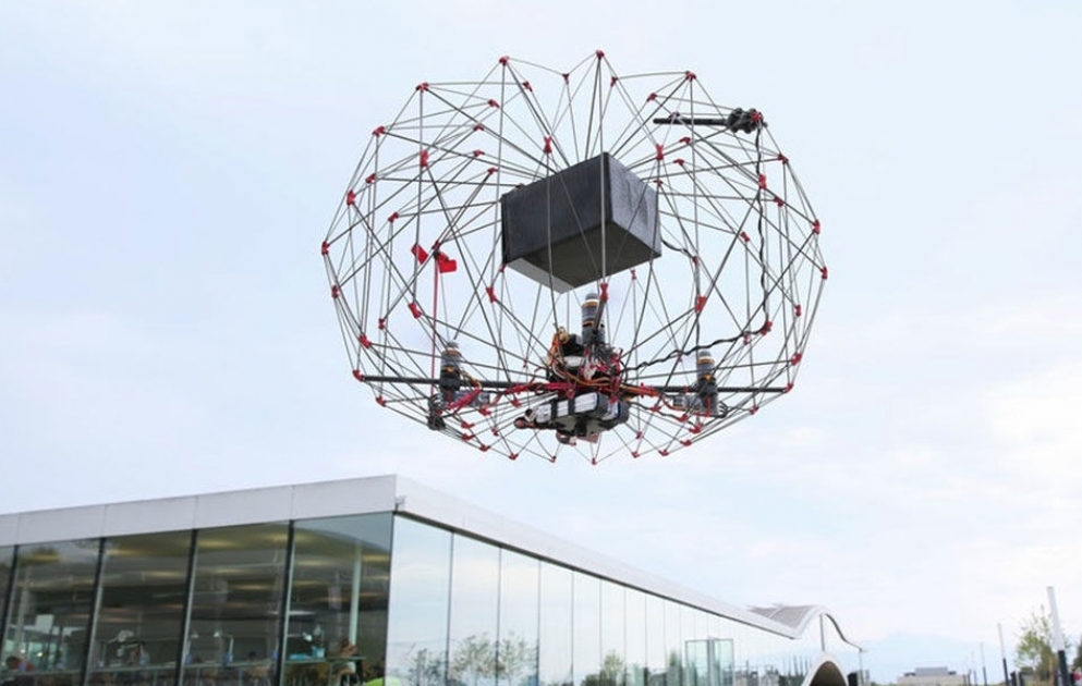 İsveçrə mütəxəssisləri yük daşıya bilən dron hazırlayıb