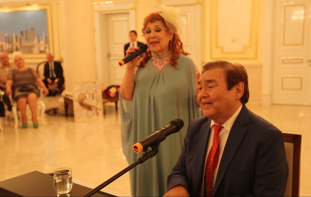 Bakıda Qazaxıstanın Xalq Artisti İskəndər Həsənqaliyevin yaradıcılıq gecəsi keçirilib