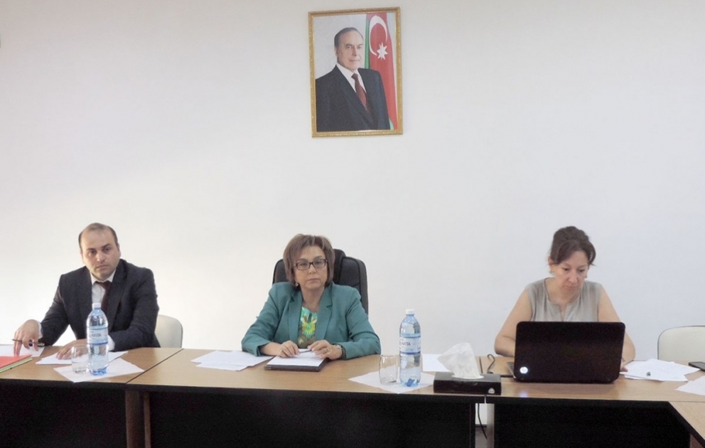 Dövlət İmtahan Mərkəzi Direktorlar Şurasının sədri Ağsuda vətəndaşları qəbul edib