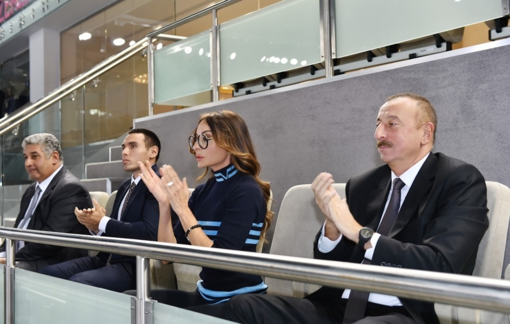 Azerbaijan qualifies for semifinal of women’s EuroVolley after defeating Germany  
 President Ilham Aliyev and first lady Mehriban Aliyeva watched the national team`s game