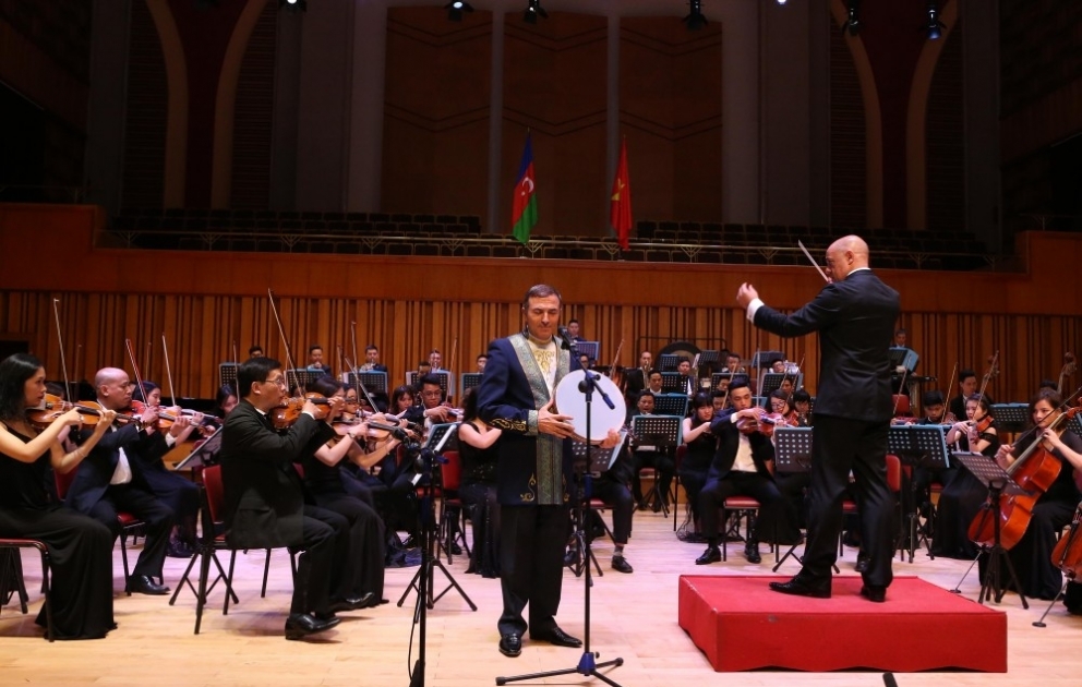 Azərbaycan musiqisi Vyetnamda