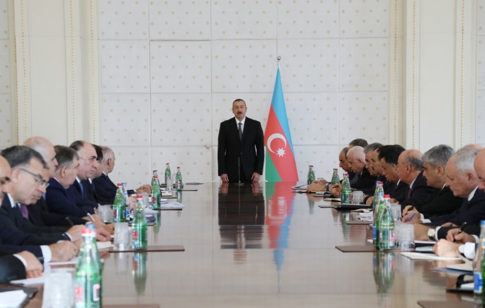 President Ilham Aliyev chaired meeting of Cabinet of Ministers on results of socio-economic development in nine months of 2017 and future objectives