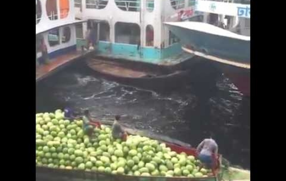 Crazy boat terminal in Bangladesh