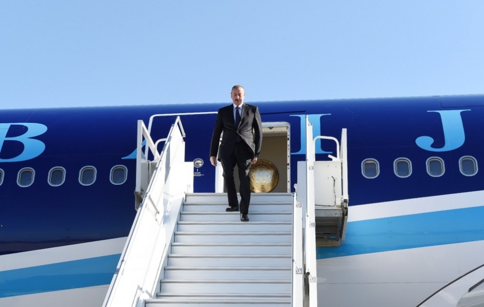 Le président Ilham Aliyev entame une visite à Sotchi