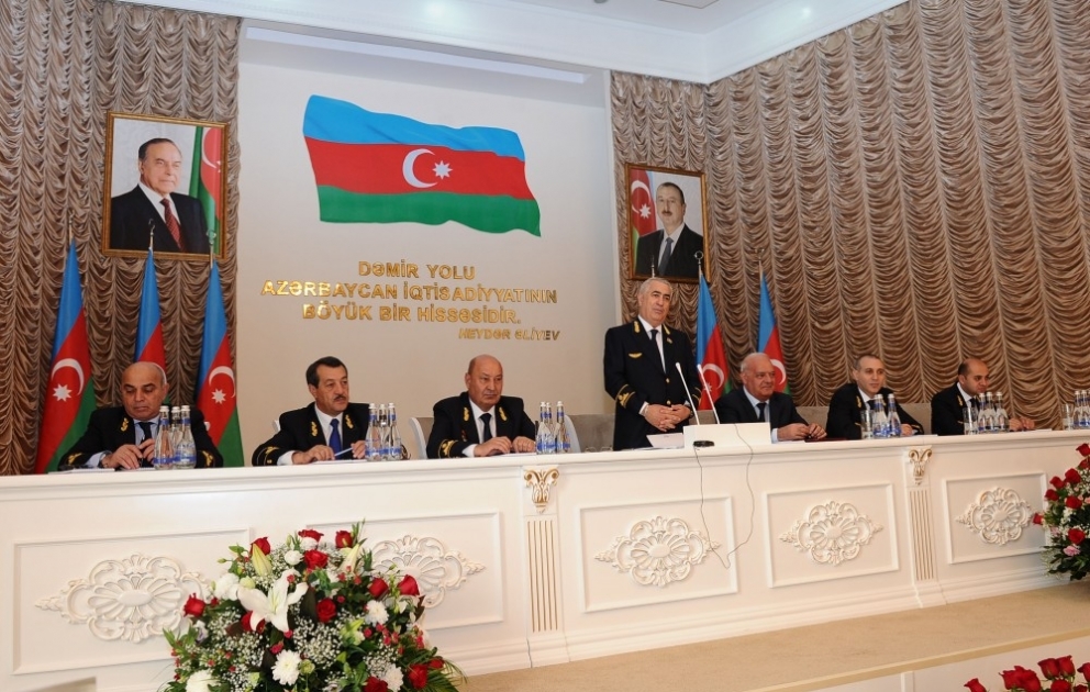 Dəmir yolu işçiləri peşə bayramını qeyd edib