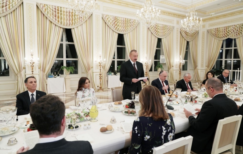 President Ilham Aliyev hosted official dinner reception in honor of Bulgarian President