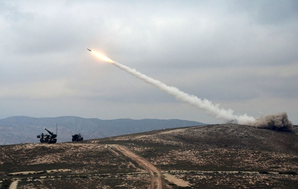 Des tirs des systèmes de missiles antiaériens Buk-MB effectués