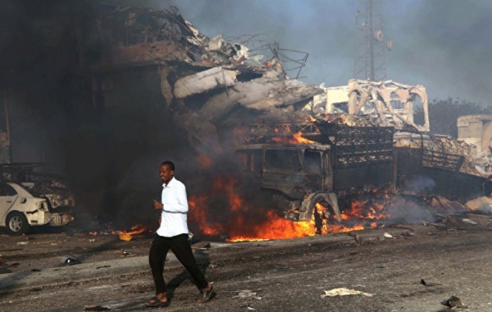 Doppelter Bombenanschlag in Mogadischu
