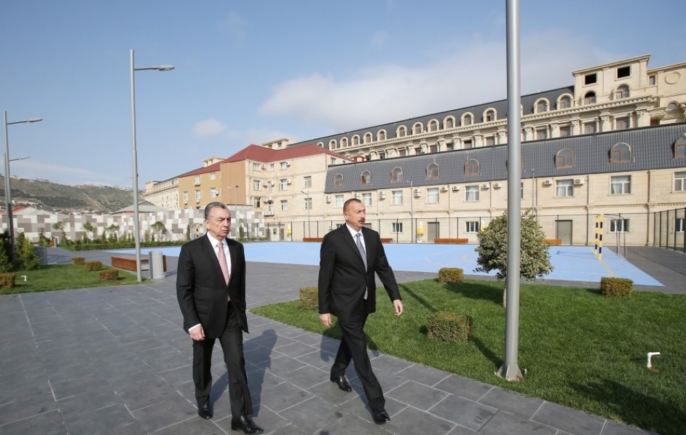 Prezident İlham Əliyev Bakıda yeni istifadəyə verilən idman və istirahət parkında yaradılan şəraitlə tanış olub