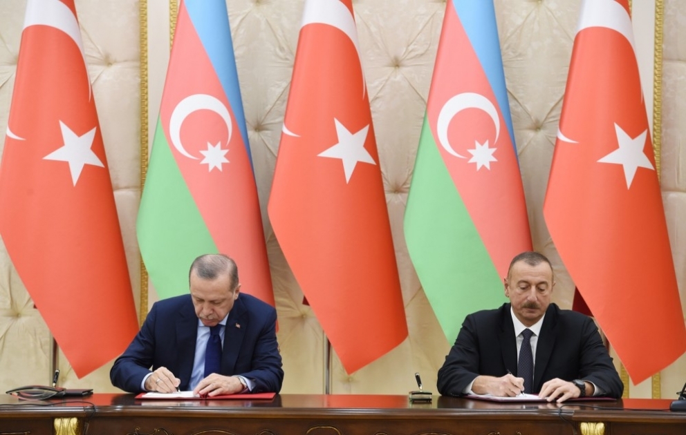 Azerbaijan, Turkey signed documents
