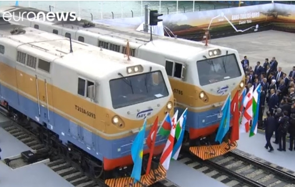 “Yevronyus” Bakı-Tbilisi-Qars dəmir yolunun açılışından süjet yayımladı