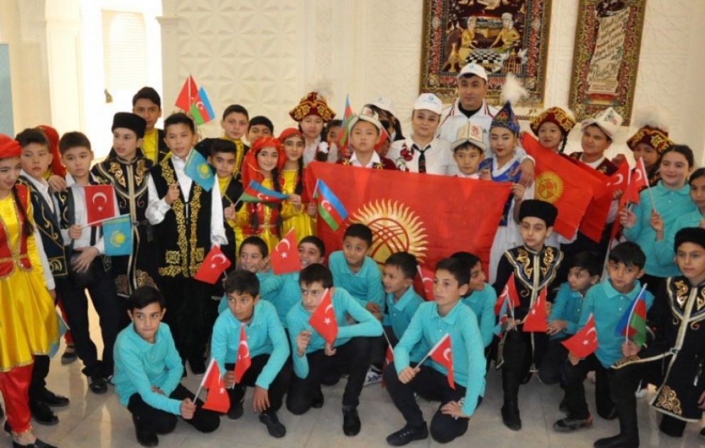 Gəncədə “Türk dünyası ənənəvi uşaq oyunları festivalı” keçirilib