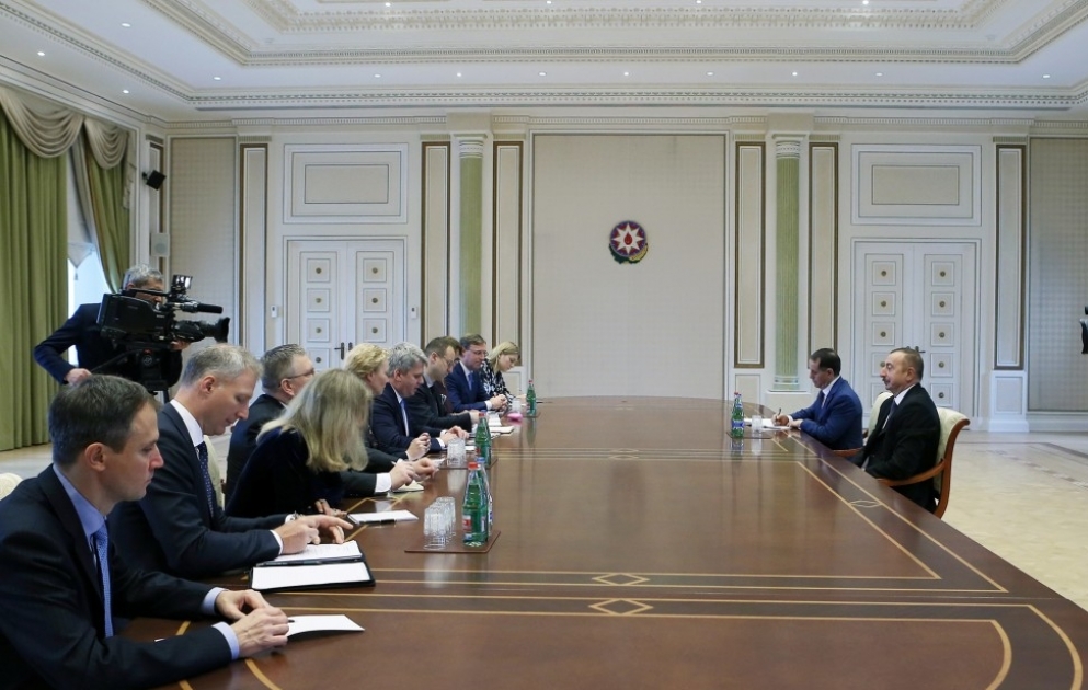 Le président Ilham Aliyev a reçu les ambassadeurs spéciaux du Partenariat oriental de l’UE