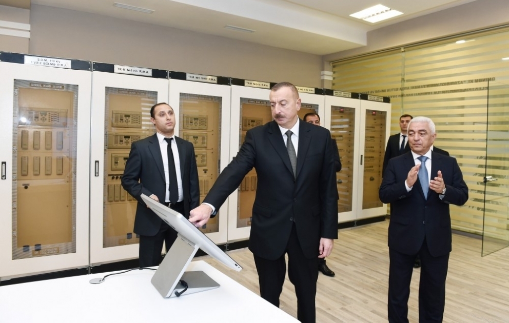 Staatspräsident Ilham Aliyev weiht Umspannwerk "Yeni Ganja" ein