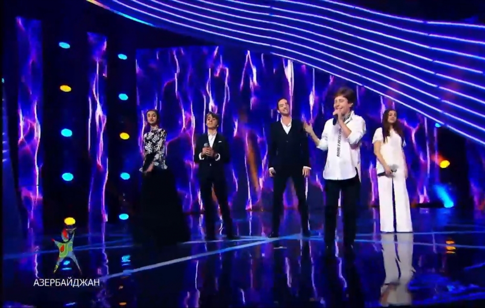Azerbaijani team performs "Azerbaijan" song in 'Vo ves Golos' project