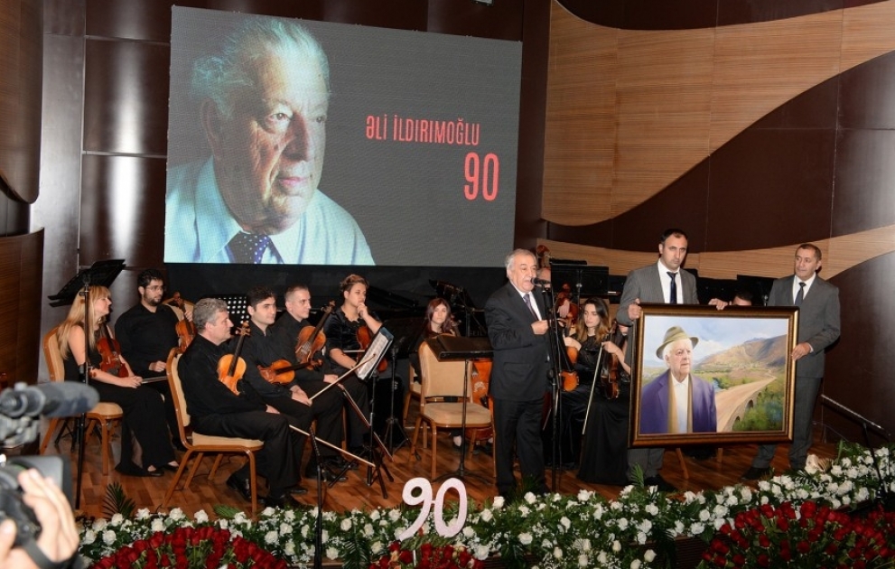 Отмечен 90-летний юбилей писателя-публициста, заслуженного журналиста Али Илдрымоглу