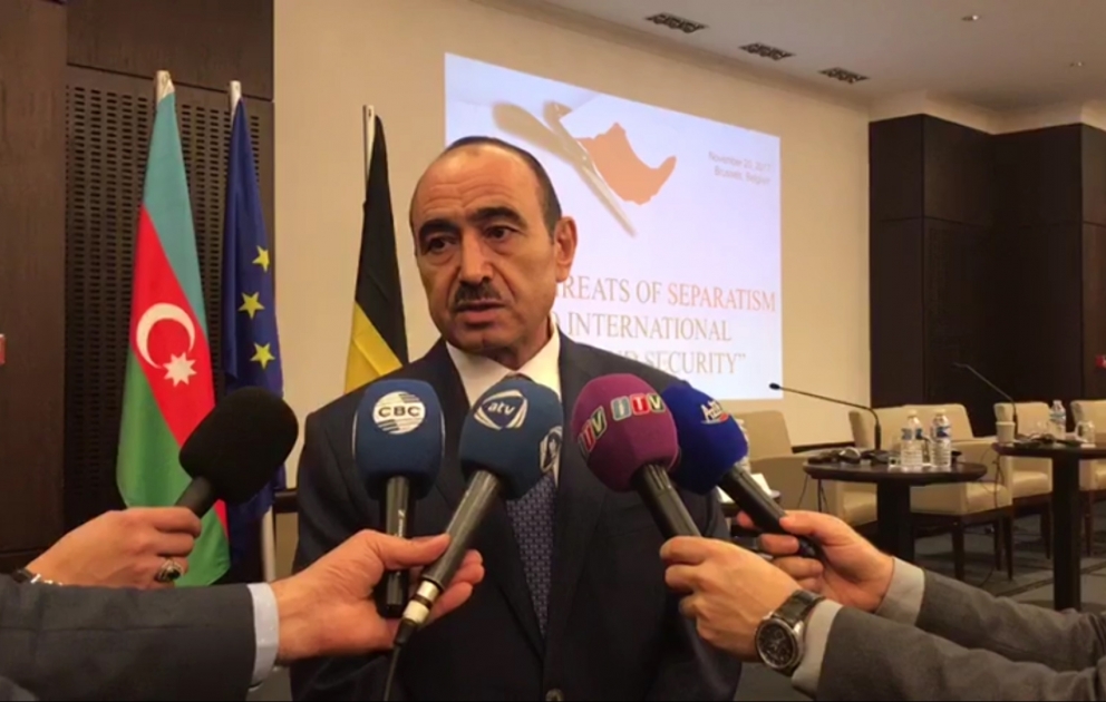 Əli Həsənov: Etnik separatizmlə oynamaq olmaz