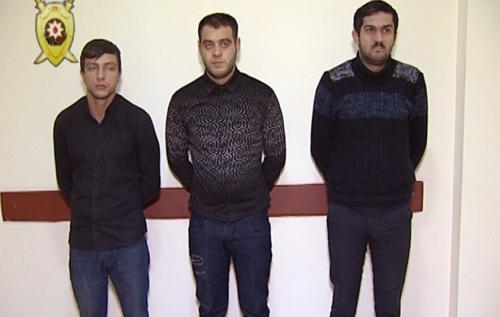Maştağada evdən 5 min manata yaxın pul oğurlayan şəxslər saxlanılıb