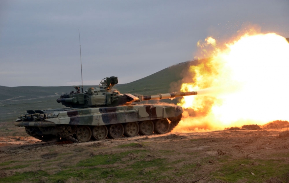 Tank units improve combat skills