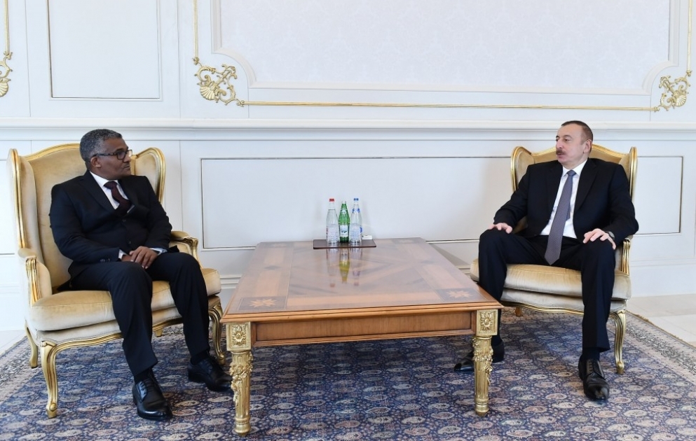 Staatspräsident Ilham Aliyev empfängt neuen Botschafter von Sudan