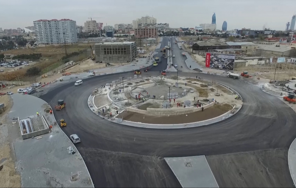 "Ağ Şəhər"də uzunluğu 3.5 km olan küçələrdə tikinti işləri yekunlaşır