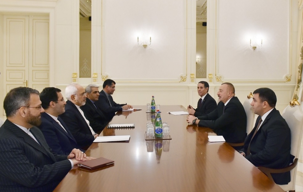 Staatspräsident Ilham Aliyev empfängt iranische Delegation