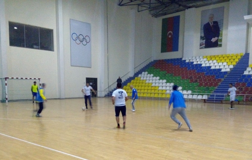 Qusarda futzal üzrə rayon birinciliyinin qalibləri mükafatlandırılıb