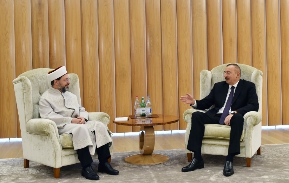 Prezident İlham Əliyev Türkiyənin Diyanət İşləri Başqanı ilə görüşüb