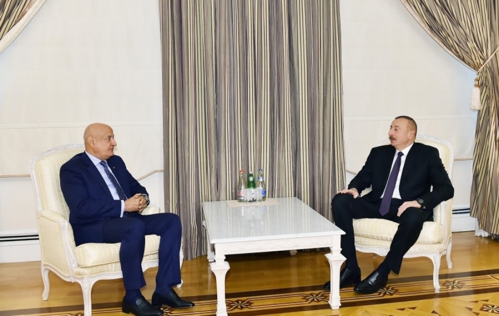 Le président Ilham Aliyev a reçu le directeur général de l’ISESCO