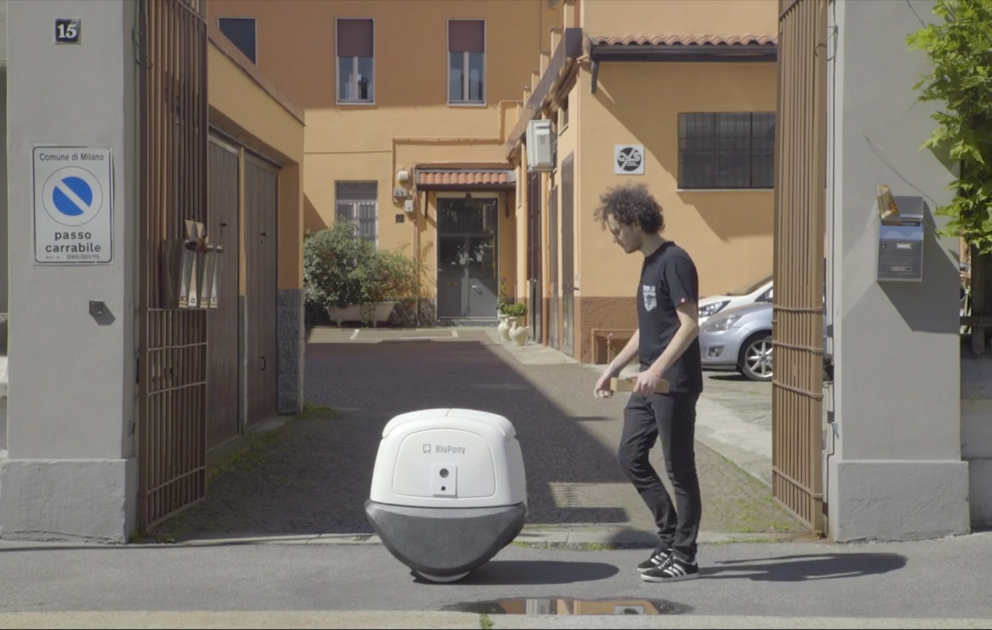 Roboter liefern Pakete aus
