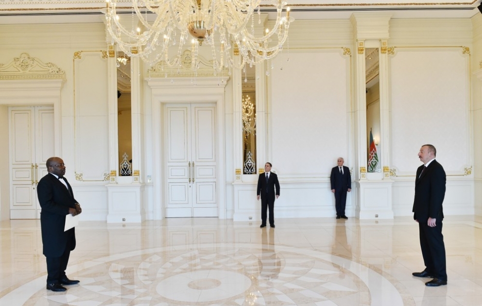 President Ilham Aliyev received credentials of incoming Equatorial Guinean ambassador
