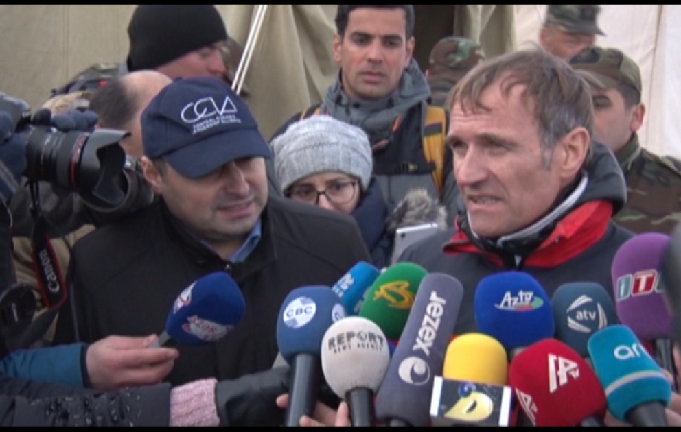 Ehtimal olunur ki, alpinistlər marşrutu dəyişiblər və bu da axtarış işlərini çətinləşdirir