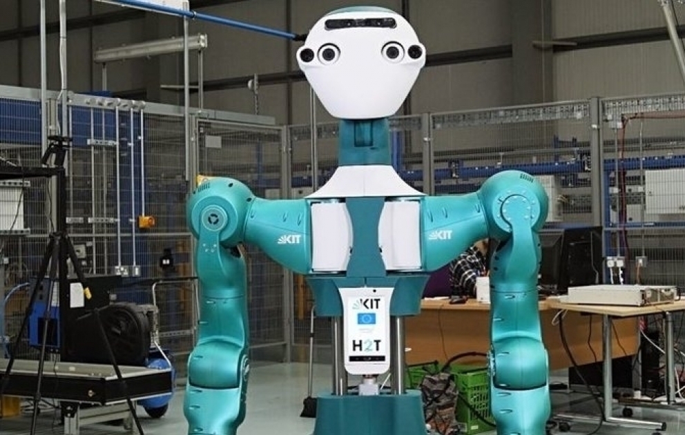 Supermarketlərdə işləyə biləcək yeni robot təqdim edildi - Böyük Britaniyada
