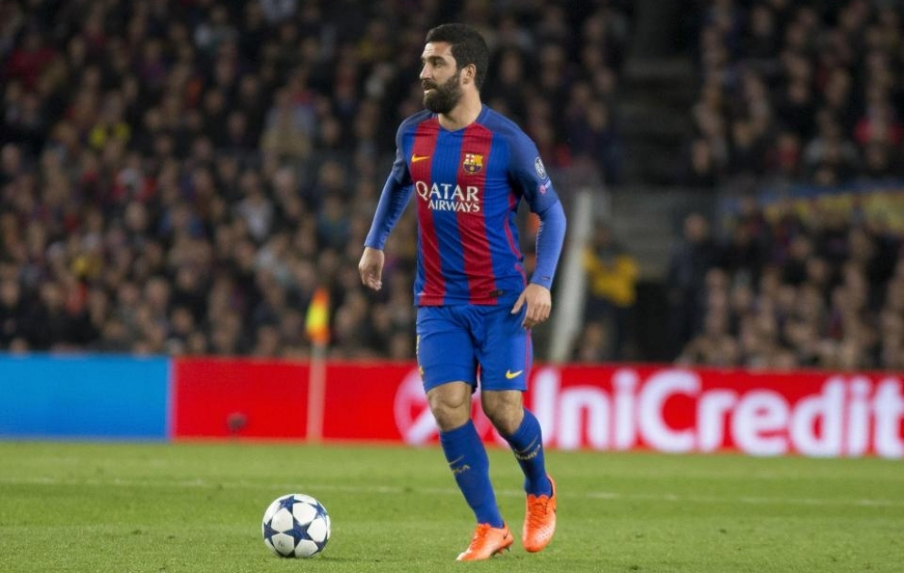 Arda Turan icarə əsasında “Başakşəhər” klubuna transfer edilib