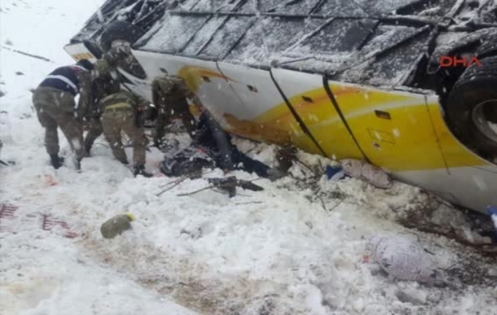 В Турции автобус попал в ДТП