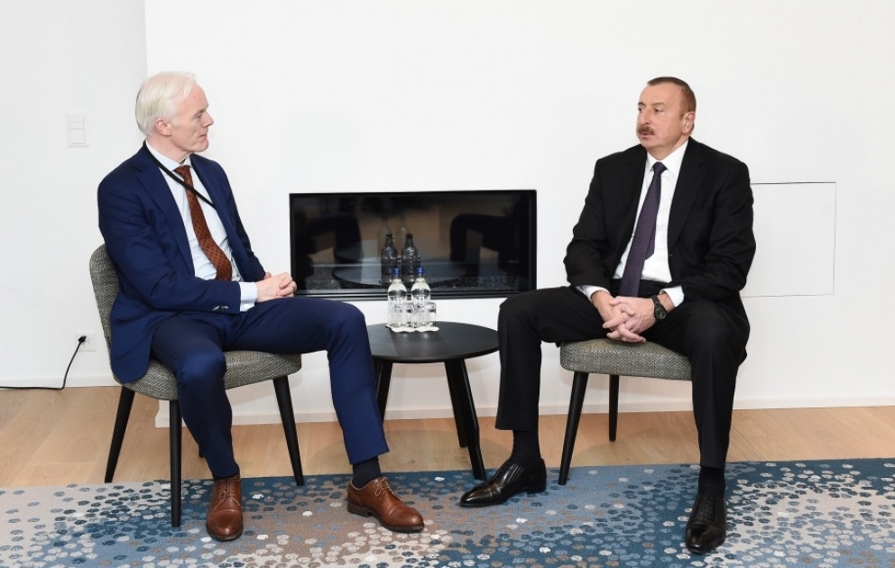 President Ilham Aliyev met with Microsoft corporate vice president
