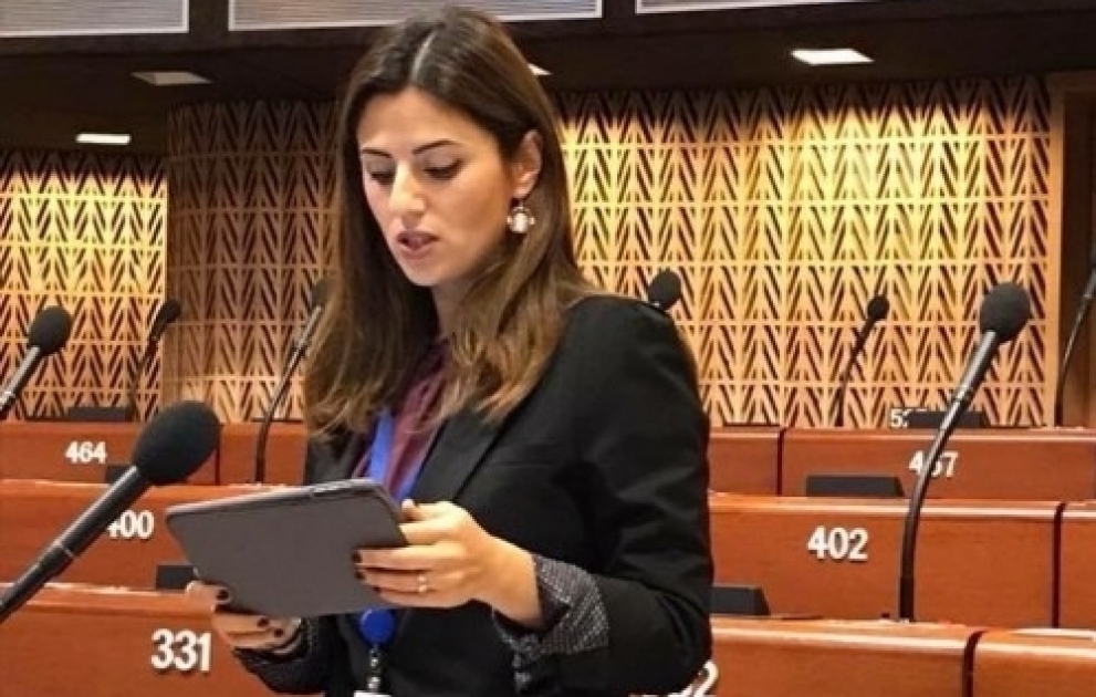 Milli Məclisin deputatı: Silahlı münaqişələr zamanı uşaqların müdafiəsi təmin olunmalıdır
