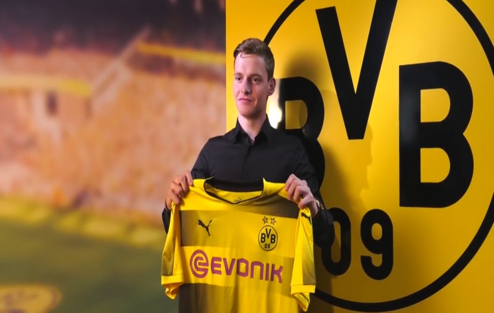 “Borussiya” klubu “Barselona”nın yarımmüdafiəçisini transfer edib