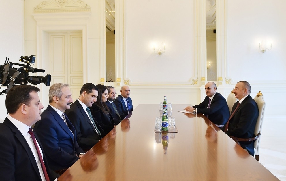 Le président de la République reçoit une délégation turque