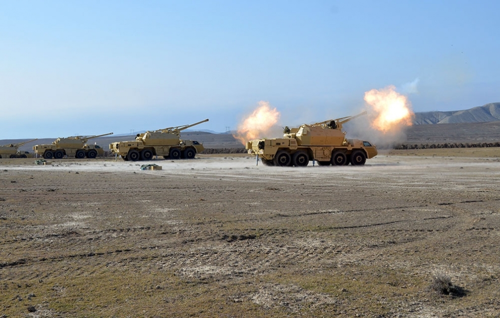 Ракетные и артиллерийские соединения провели учения с боевой стрельбой