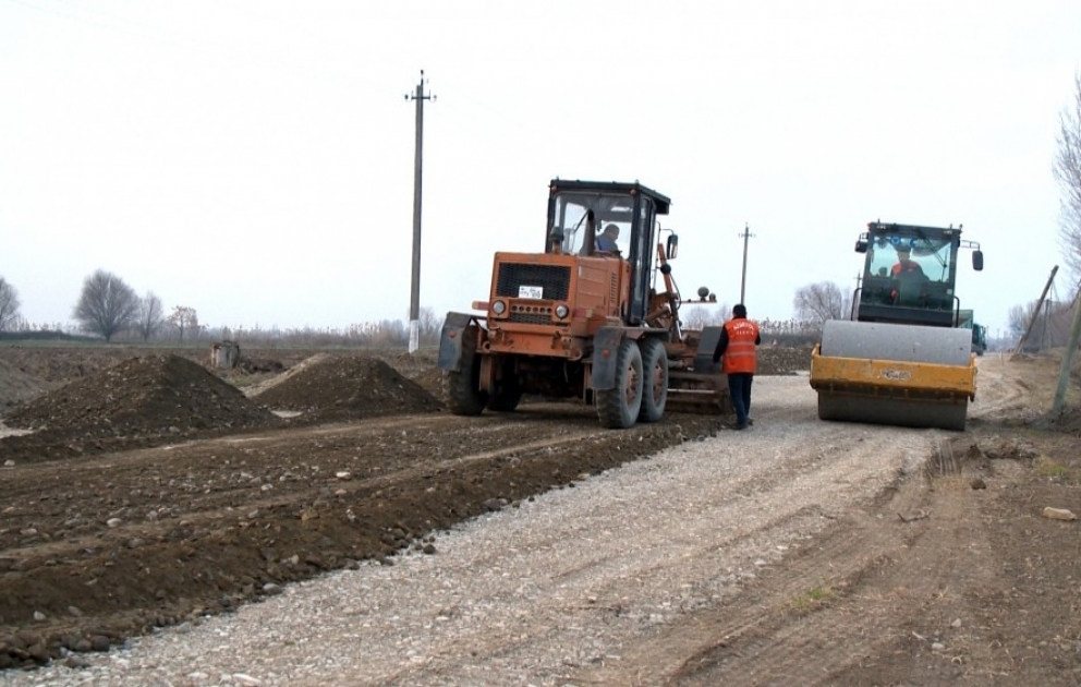 Ağcabədi rayonunda 18 km uzunluğu olan yol yenidən qurulur