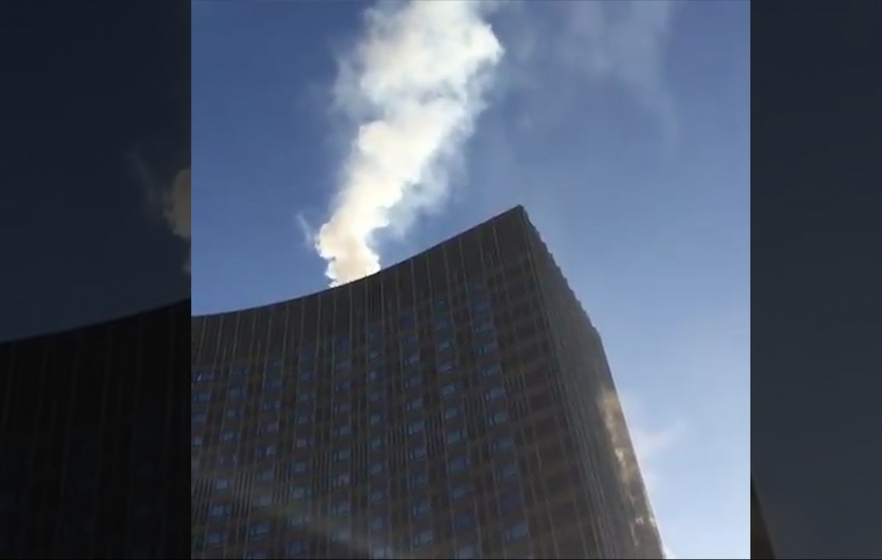 В Москве ликвидировали пожар в гостинице "Космос"