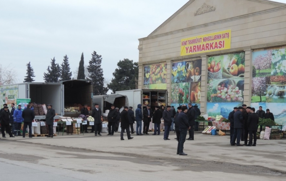 Xaçmaz sakinləri üçün satış yarmarkası təşkil olunub